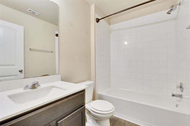 208 Garcitas Creek LN, Hutto, TX 78634