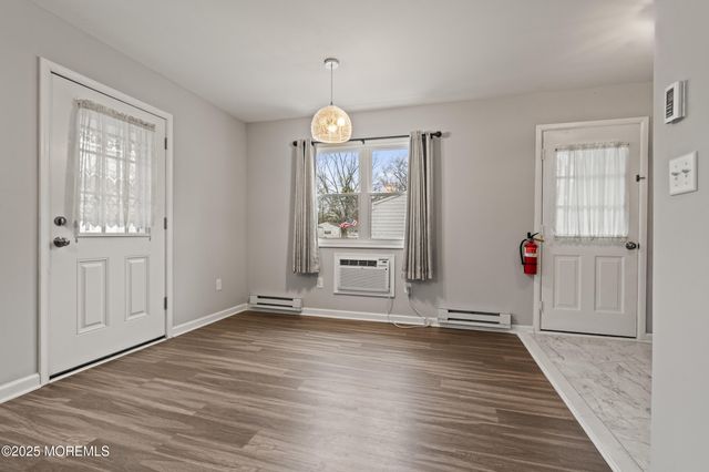 7 Virgina Drive, B, Whiting, NJ 08759