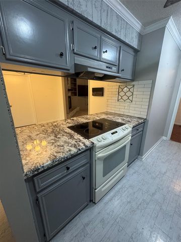 9942 Bayou Woods Drive, Baytown, TX 77521