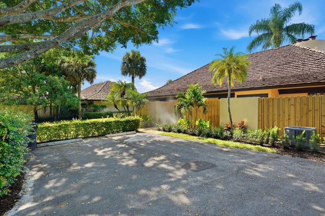 11834 Rene Lacoste Place, Wellington, FL 33414