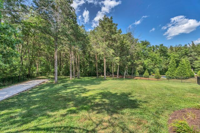 1818 Eaves Ct, Nolensville, TN 37135