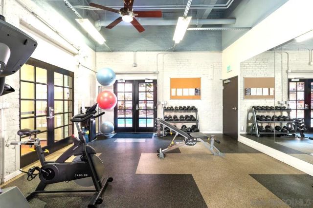 825 W Beech St 301, San Diego, CA 92101