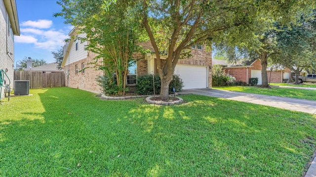 8411 Garrett Green Lane, Richmond, TX 77407