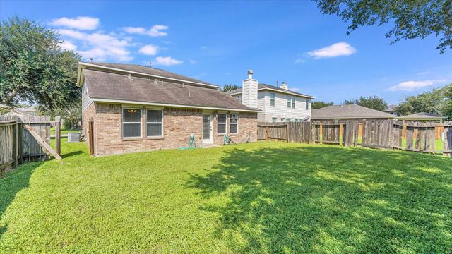 8411 Garrett Green Lane, Richmond, TX 77407