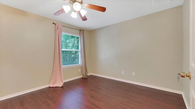 8411 Garrett Green Lane, Richmond, TX 77407