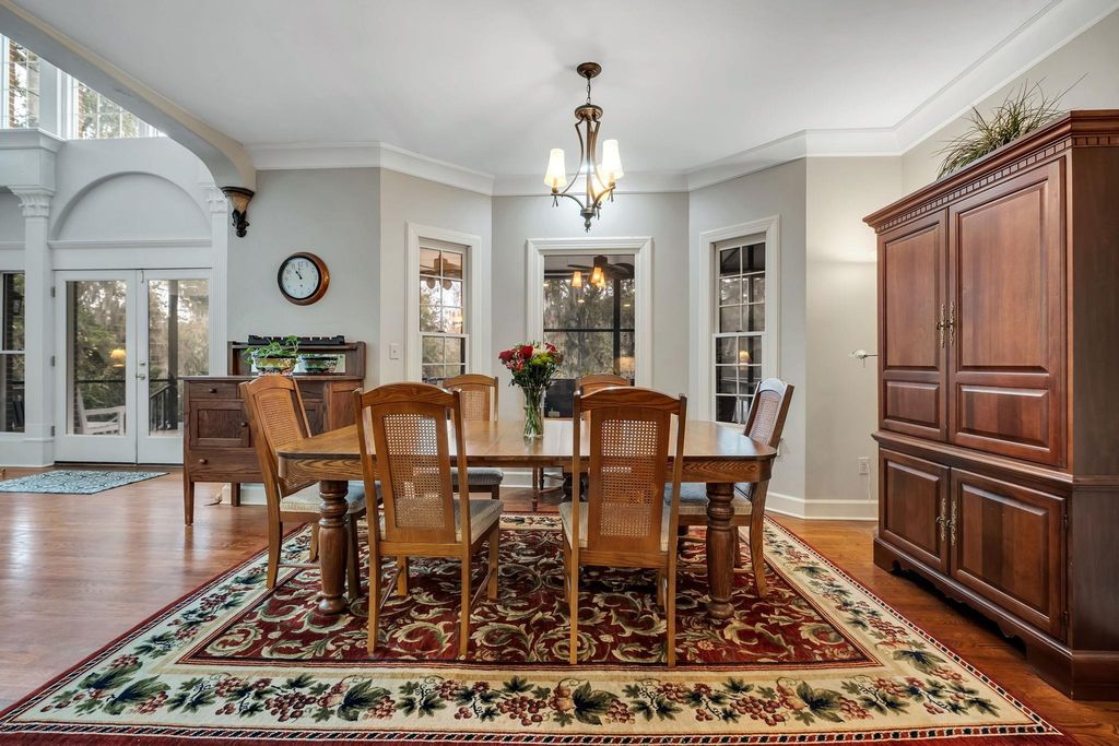 Image 22 of property listing at 5351 Pembridge Place, Tallahassee, FL 32309