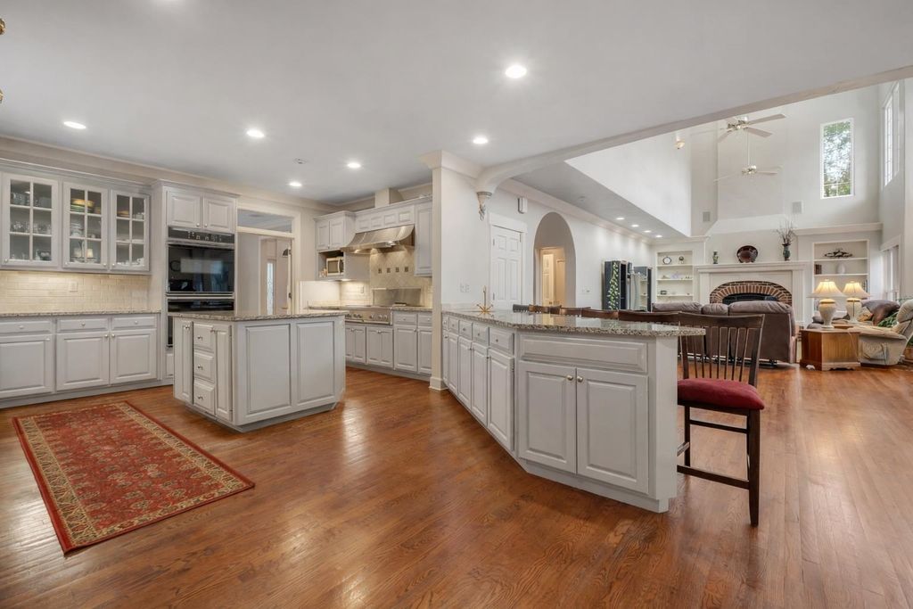 Image 24 of property listing at 5351 Pembridge Place, Tallahassee, FL 32309