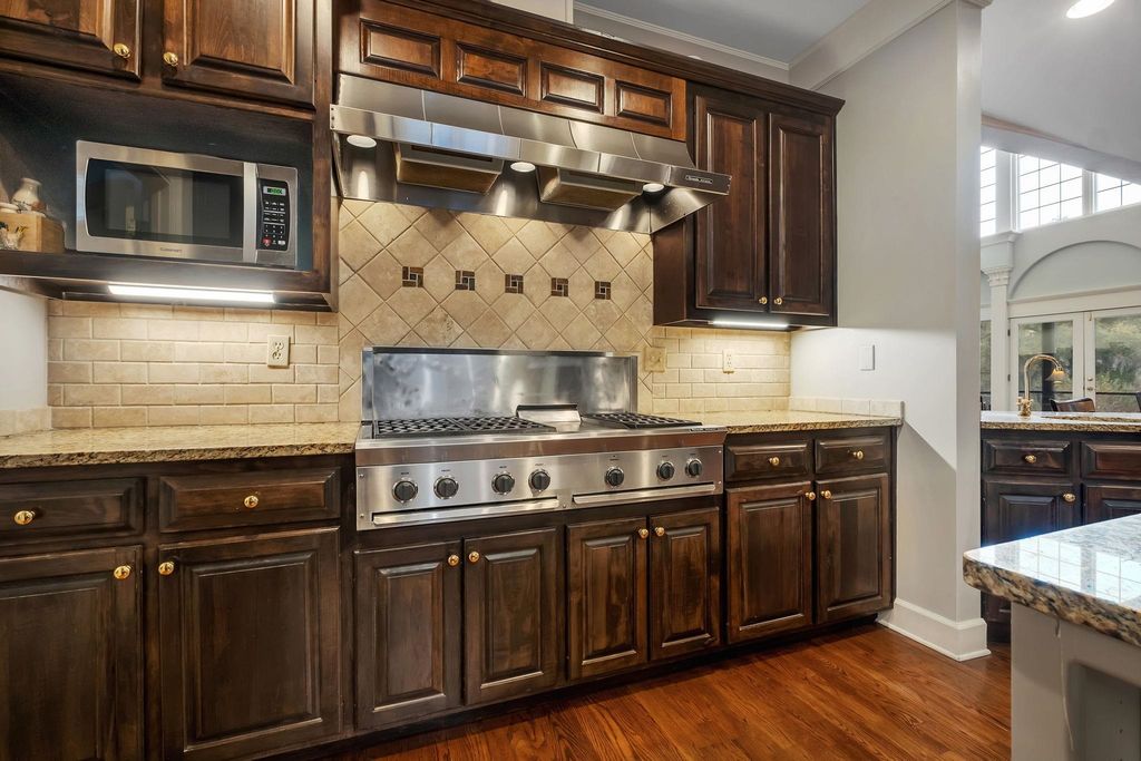 Image 25 of property listing at 5351 Pembridge Place, Tallahassee, FL 32309