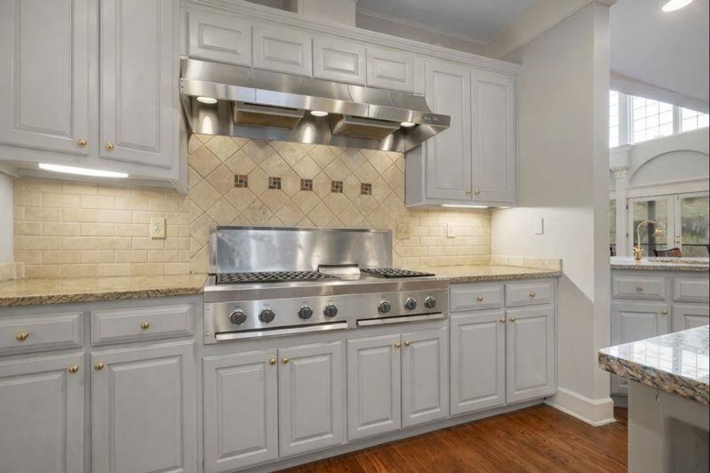 Image 26 of property listing at 5351 Pembridge Place, Tallahassee, FL 32309