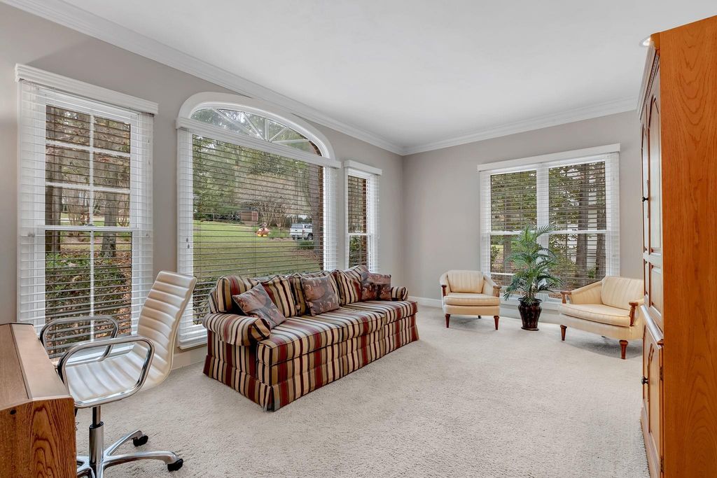 Image 36 of property listing at 5351 Pembridge Place, Tallahassee, FL 32309