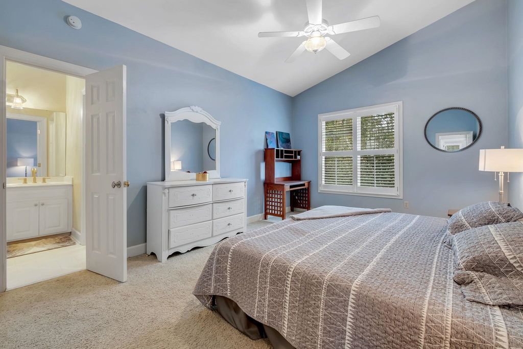 Image 44 of property listing at 5351 Pembridge Place, Tallahassee, FL 32309