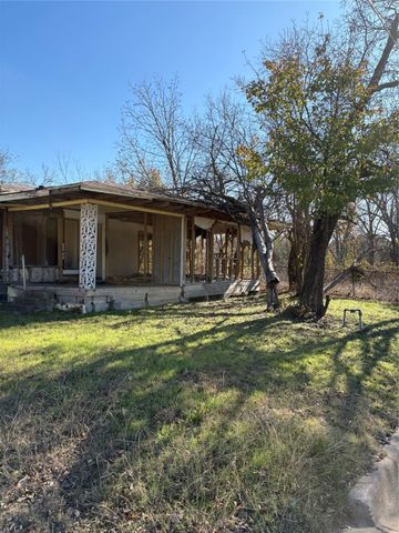 1007 2nd Avenue, Mineral Wells, TX 76067