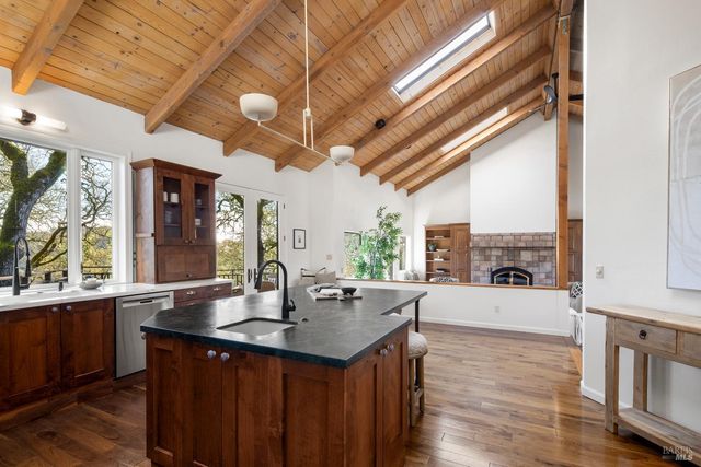 3460 Warm Springs Rd, Glen Ellen, CA 95442