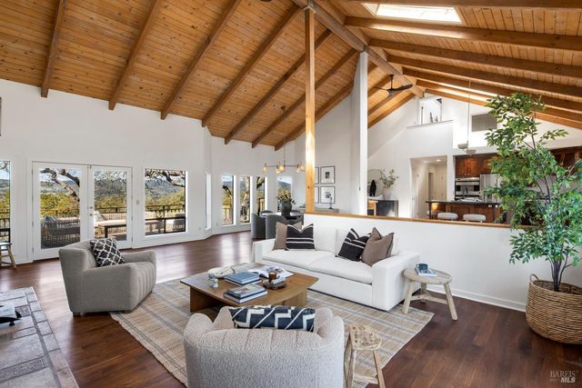 3460 Warm Springs Rd, Glen Ellen, CA 95442