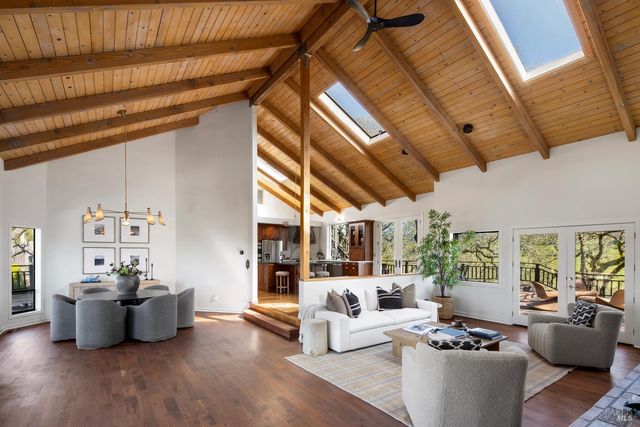 3460 Warm Springs Rd, Glen Ellen, CA 95442