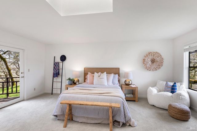 3460 Warm Springs Rd, Glen Ellen, CA 95442