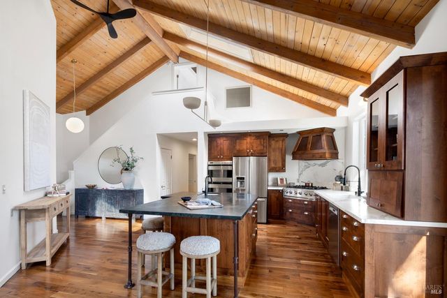 3460 Warm Springs Rd, Glen Ellen, CA 95442