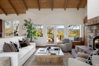 3460 Warm Springs Rd, Glen Ellen, CA 95442