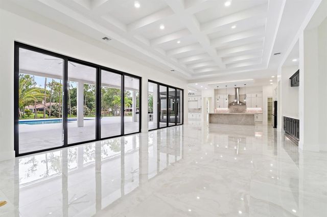 12850 152nd Street N, Jupiter, FL 33478