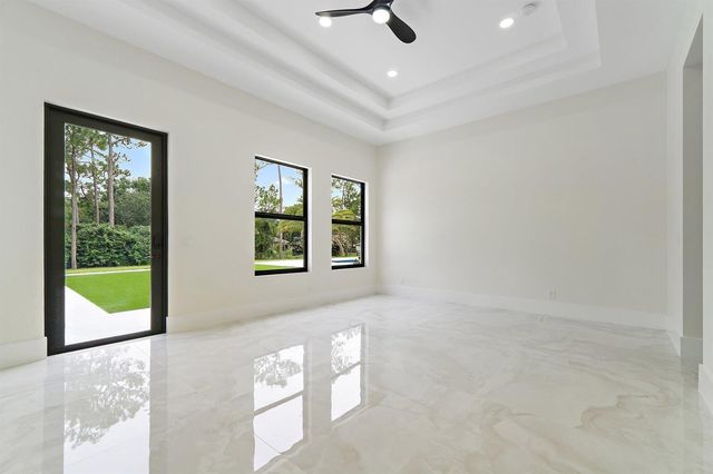 12850 152nd Street N, Jupiter, FL 33478