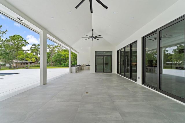 12850 152nd Street N, Jupiter, FL 33478