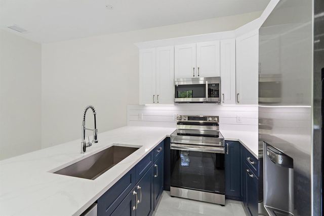 12850 152nd Street N, Jupiter, FL 33478