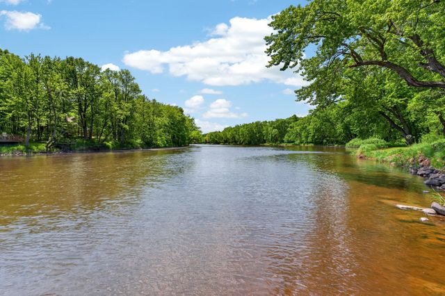28684 Wilderness Retreat, Pine City, MN 55063