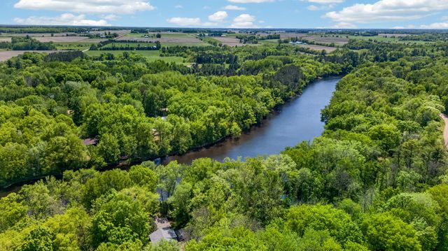 28684 Wilderness Retreat, Pine City, MN 55063