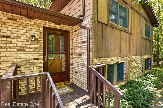6218 Sturgeon Creek Parkway, Midland, MI 48640
