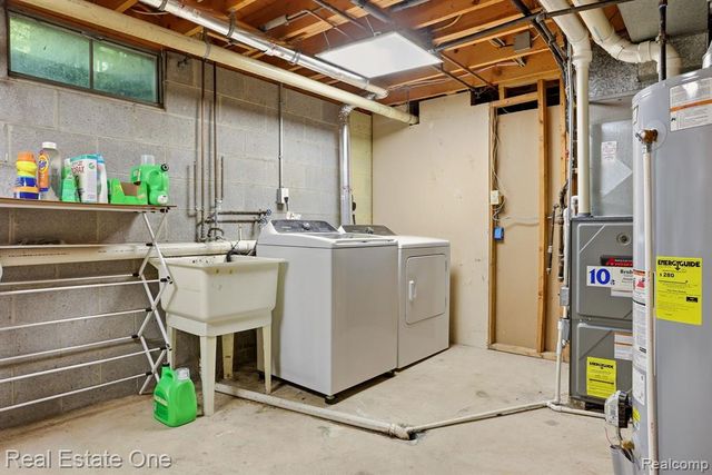 6218 Sturgeon Creek Parkway, Midland, MI 48640