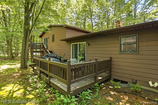 6218 Sturgeon Creek Parkway, Midland, MI 48640