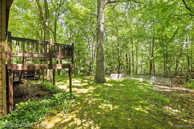 6218 Sturgeon Creek Parkway, Midland, MI 48640