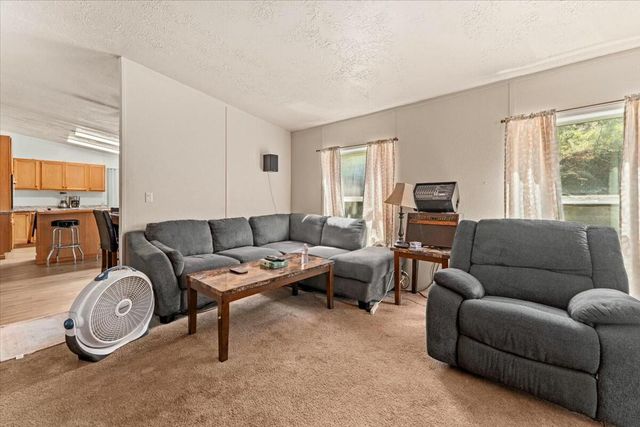 14753 Marin Drive, Redding, CA 96003