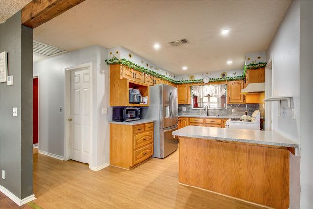 6006 County Road 4604, Commerce, TX 75428