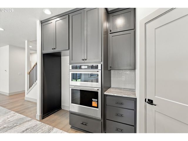 14182 Se Iseli, Clackamas, OR 97015