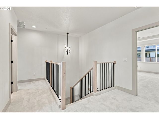 14182 Se Iseli, Clackamas, OR 97015
