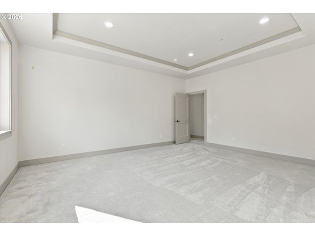 14182 Se Iseli, Clackamas, OR 97015