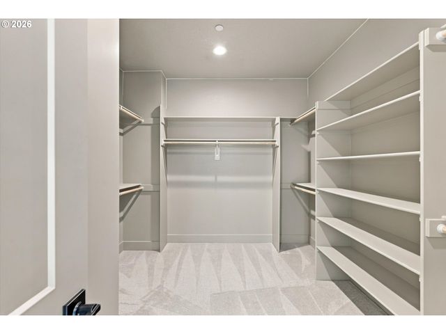 14182 Se Iseli, Clackamas, OR 97015