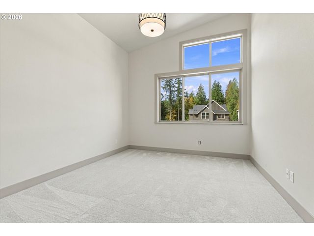 14182 Se Iseli, Clackamas, OR 97015