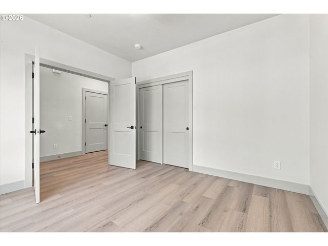 14182 Se Iseli, Clackamas, OR 97015
