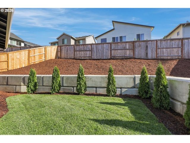 14182 Se Iseli, Clackamas, OR 97015