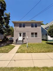 738 W Atherton Road, Flint, MI 48507