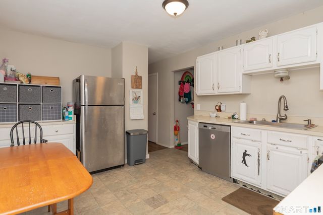 156 Lone Oak Drive, New Milford, CT 06776