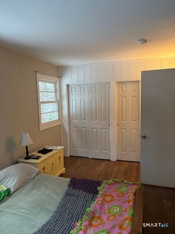 156 Lone Oak Drive, New Milford, CT 06776