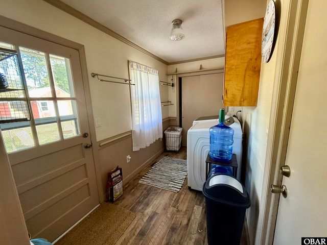 1146 E R Daniels Road, Wanchese, NC 27981