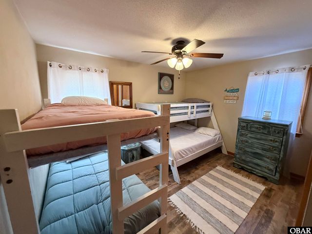 1146 E R Daniels Road, Wanchese, NC 27981