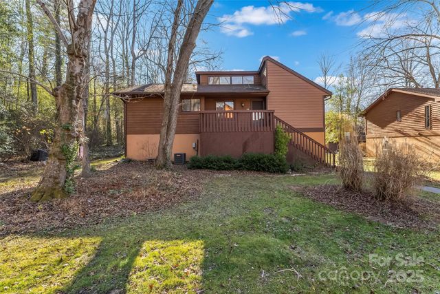 39 Oak Court, Fletcher, NC 28732