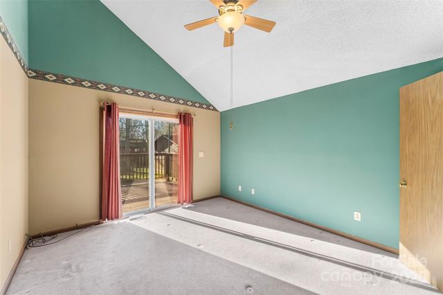 39 Oak Court, Fletcher, NC 28732