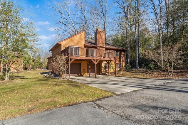 39 Oak Court, Fletcher, NC 28732