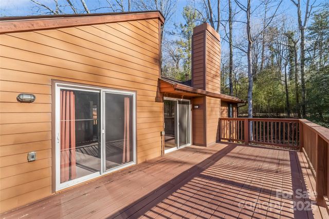 39 Oak Court, Fletcher, NC 28732